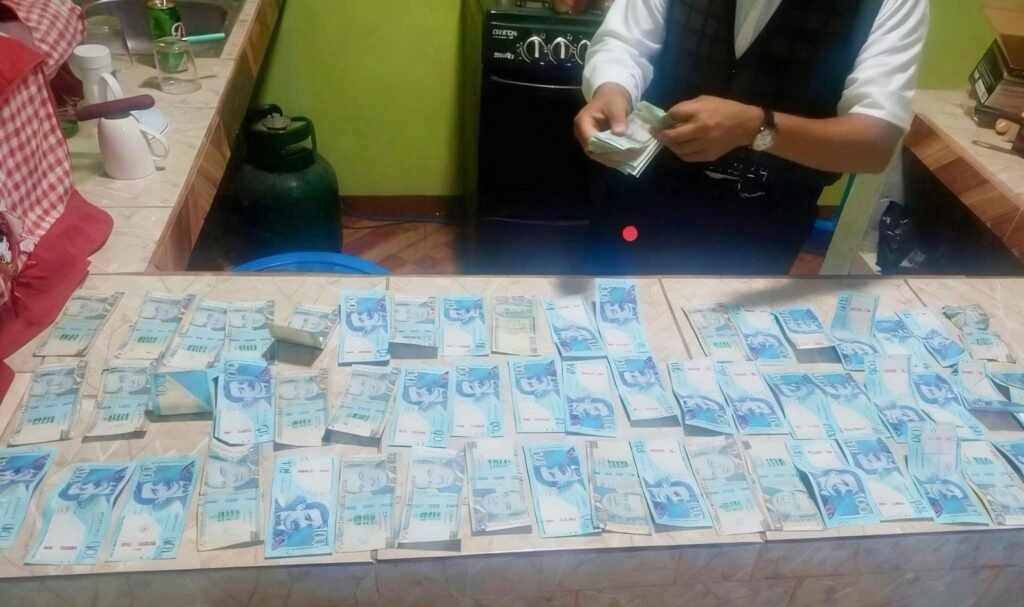 Golpe a la corrupción en Tumbes: Detienen al alcalde de Contralmirante Villar y desarticulan red "El Clan de las Emergencias" golpe a la corrupción en tumbes detienen al alcalde de contralmirante villar y desarticulan red el clan de las emergencias (3)
